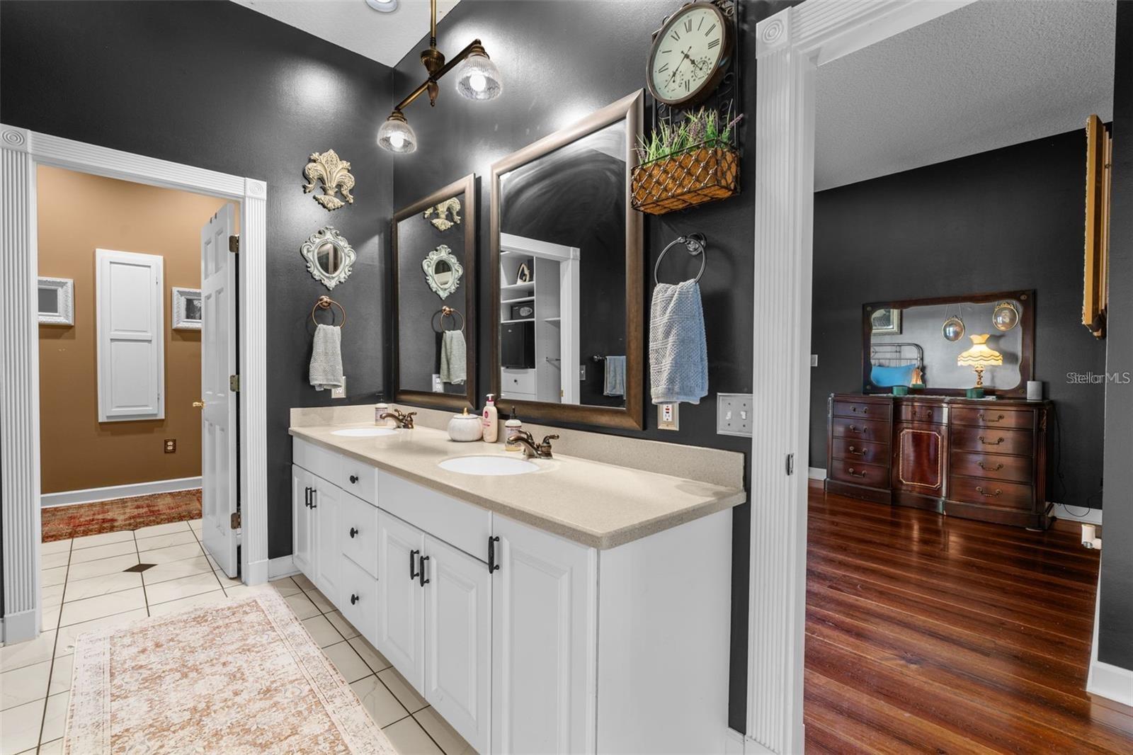 EMERY HEIGHTS - Residential Lease