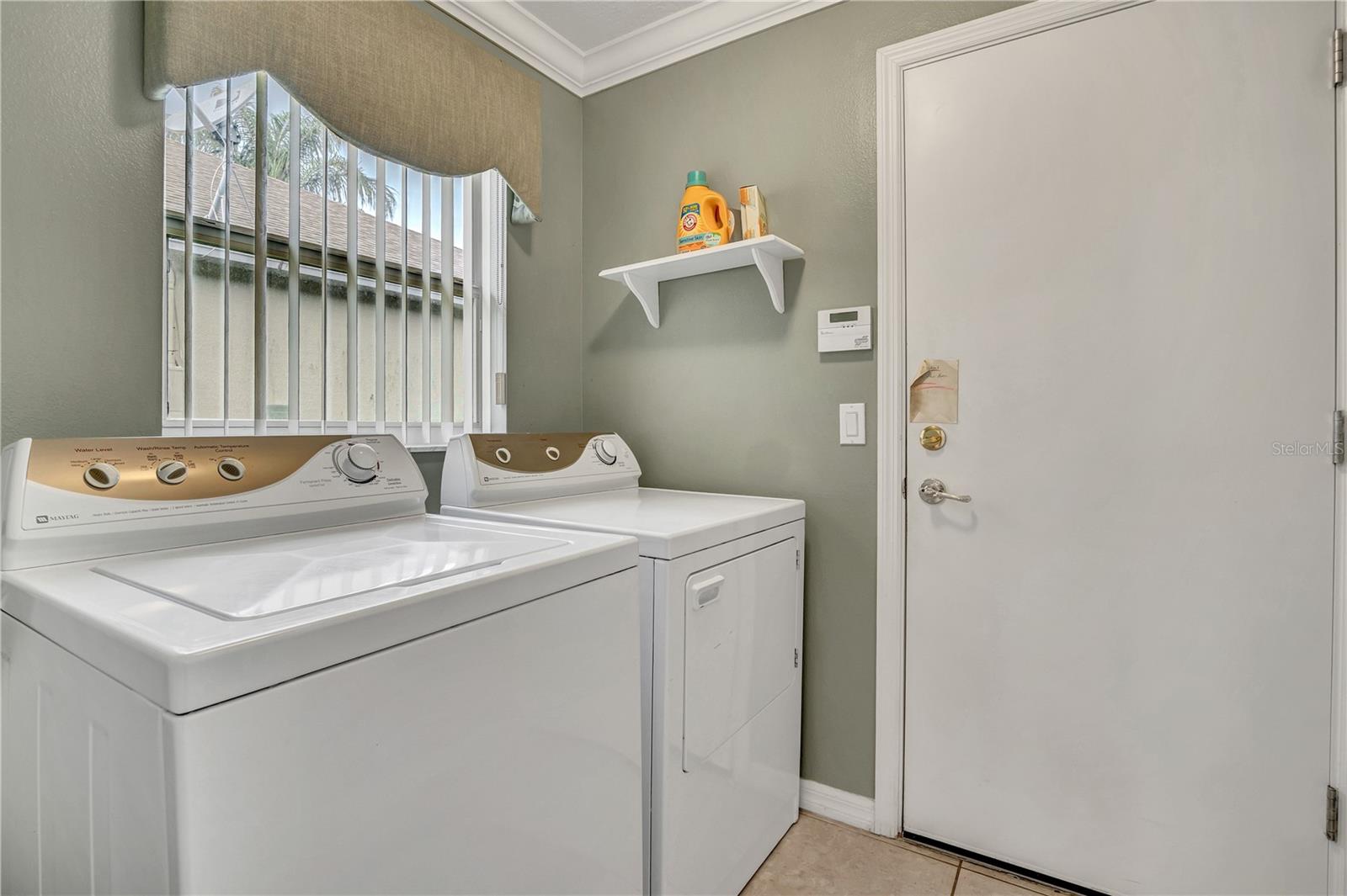 LA VINA 49 135 - Residential Lease