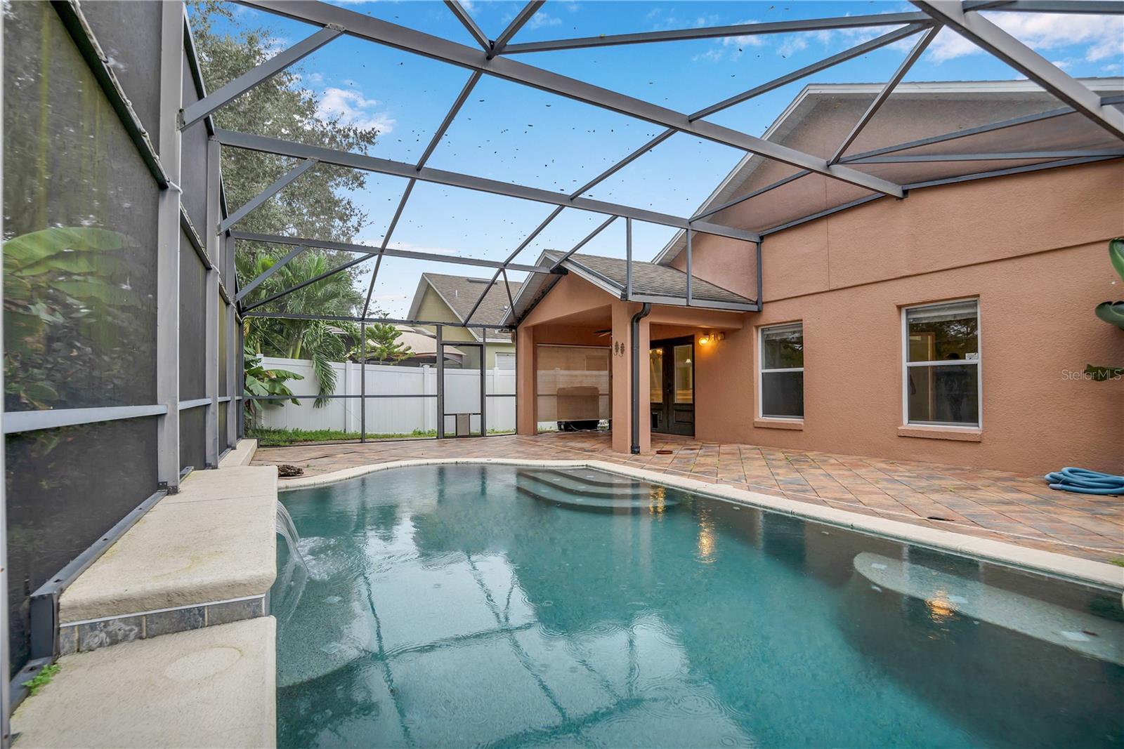 LA VINA 49 135 - Residential Lease