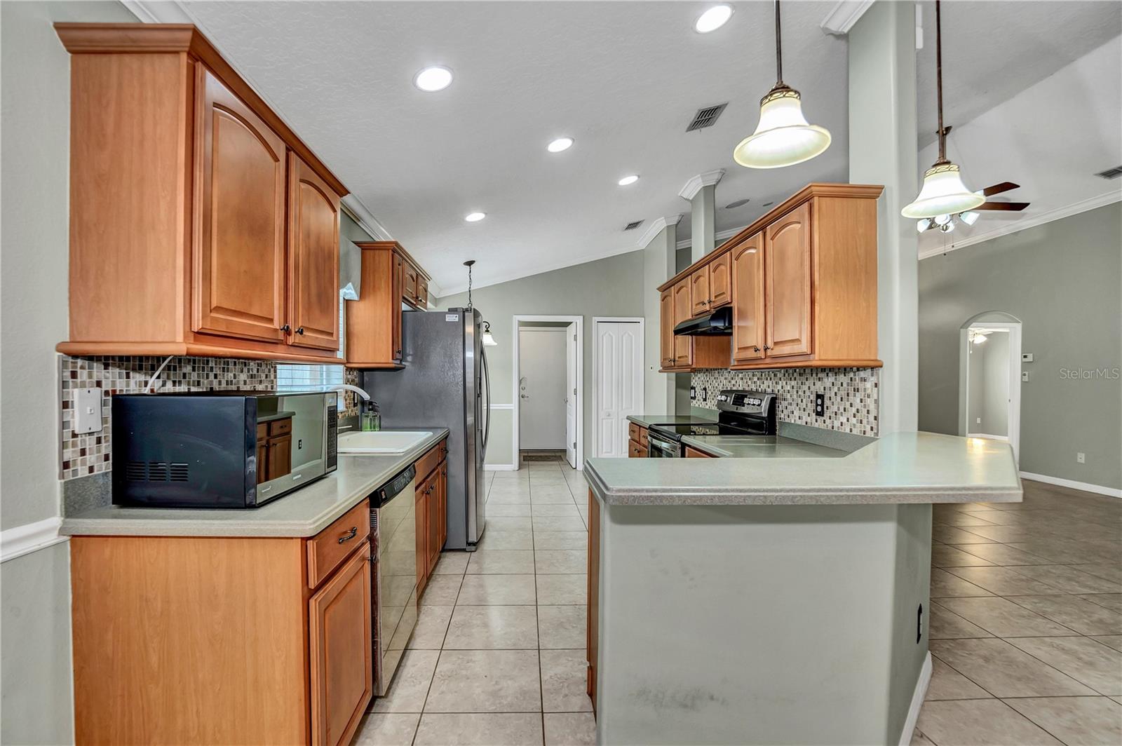 LA VINA 49 135 - Residential Lease