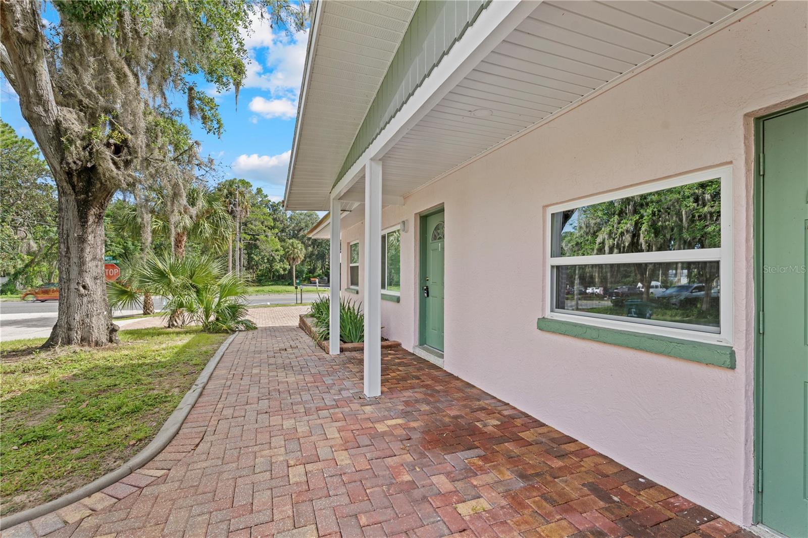MINNETRISTA - Residential Lease