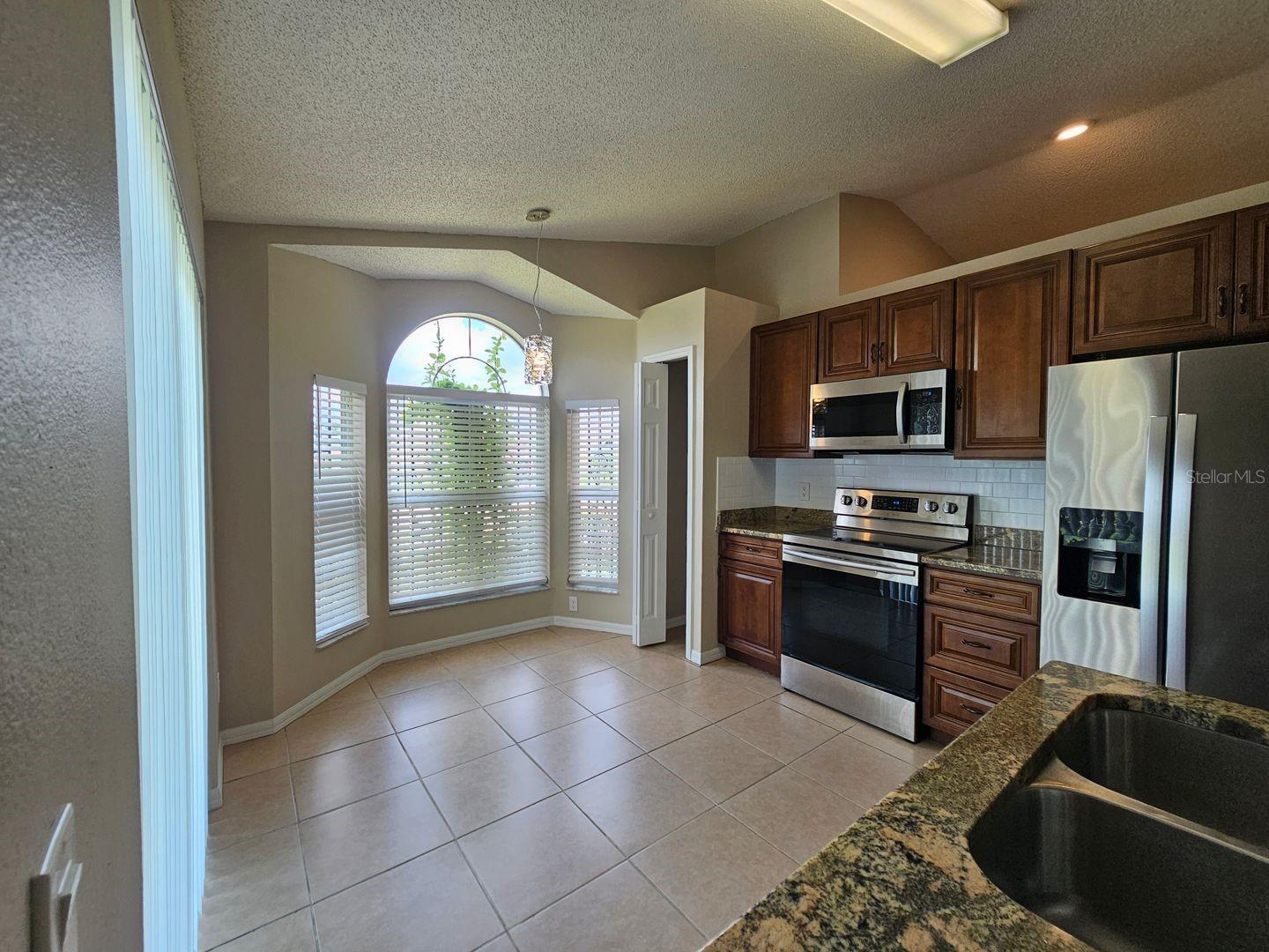 SILVER PINES POINTE PH 02 45/139 - Residential Lease