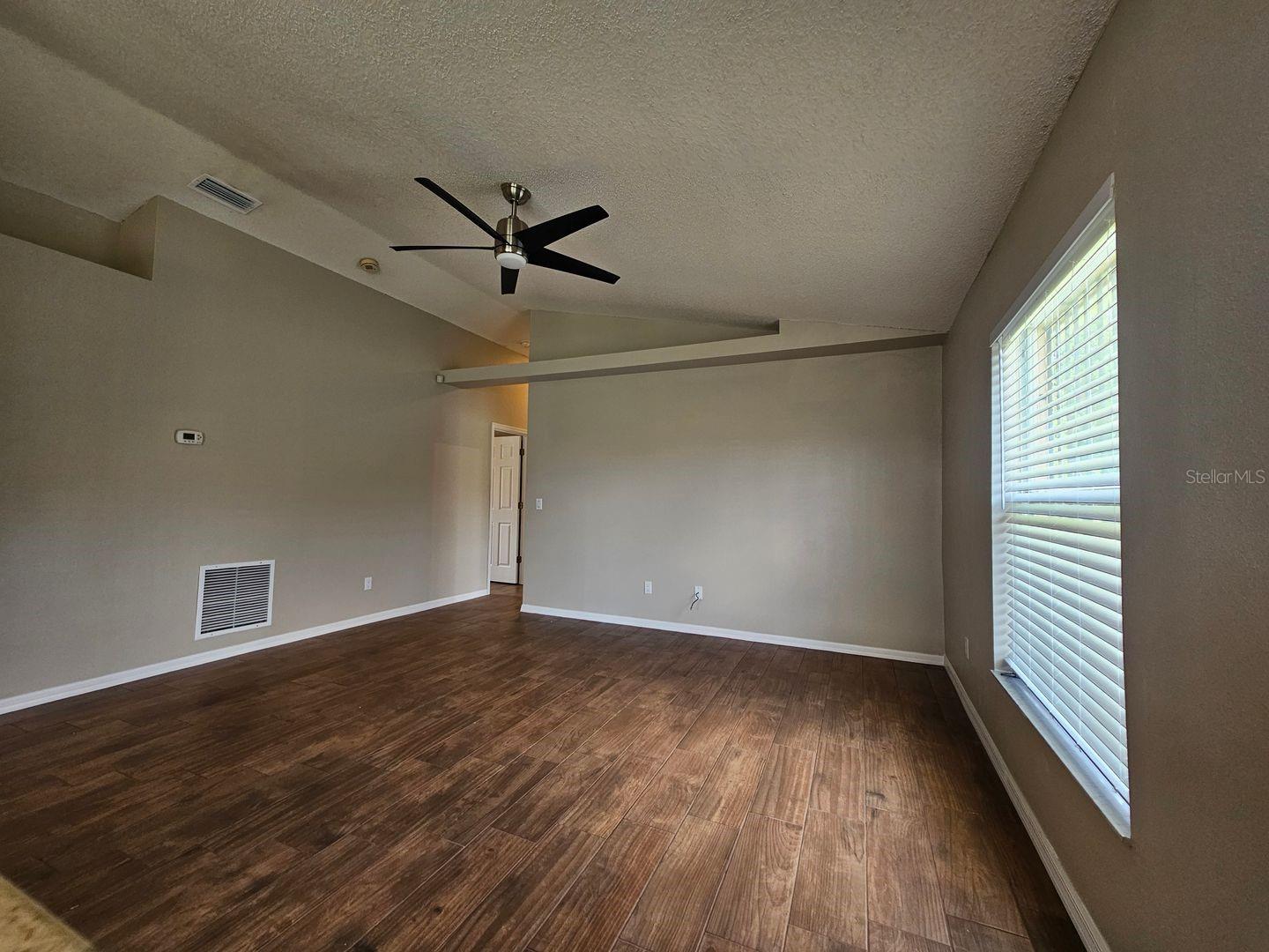 SILVER PINES POINTE PH 02 45/139 - Residential Lease