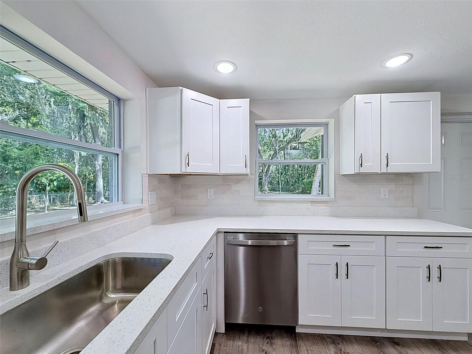 CRYSTAL PARK - Residential