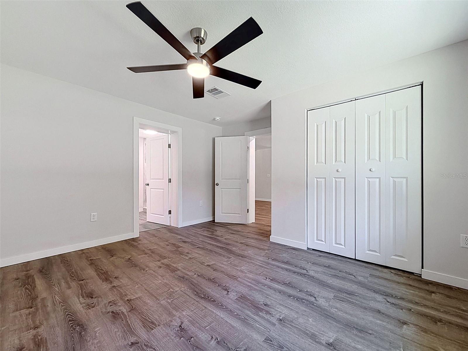 CRYSTAL PARK - Residential