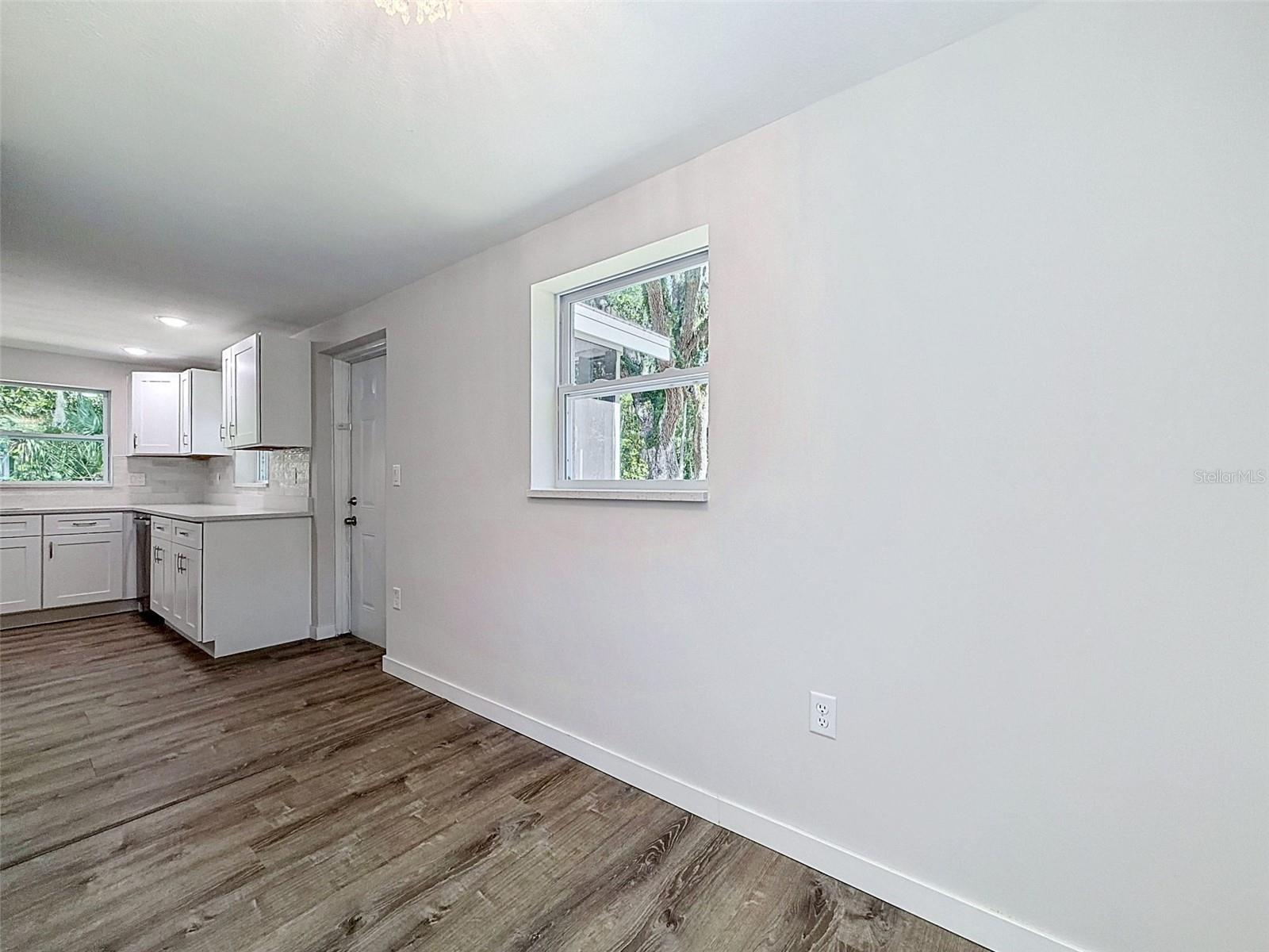 CRYSTAL PARK - Residential