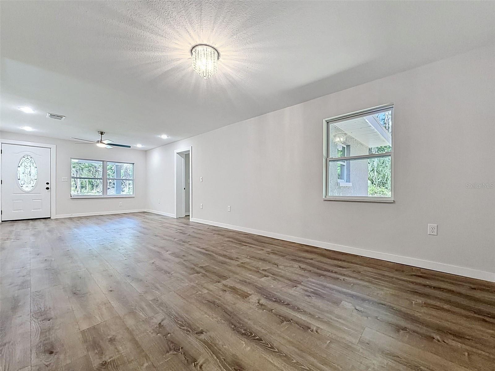 CRYSTAL PARK - Residential