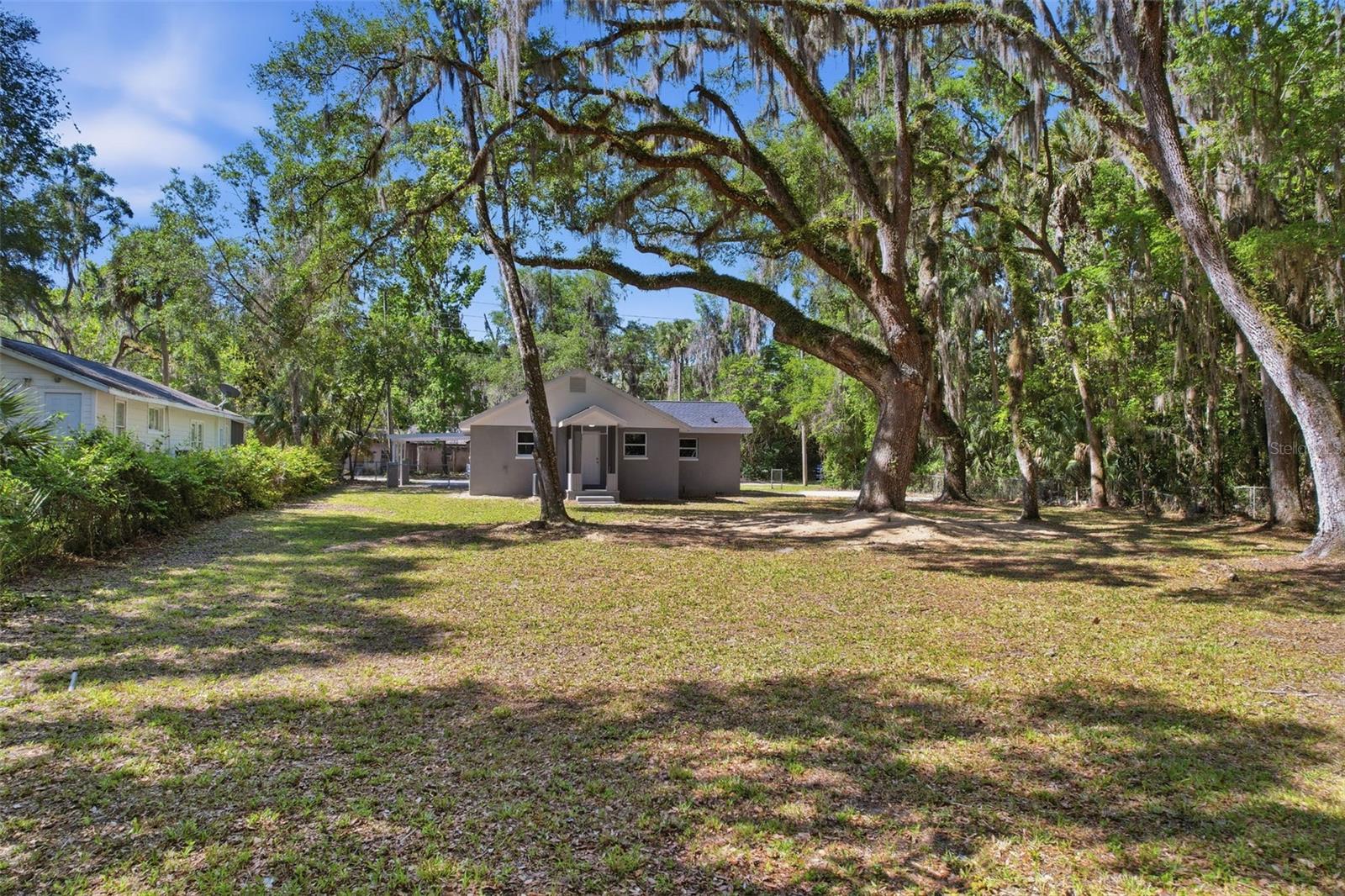 CRYSTAL PARK - Residential