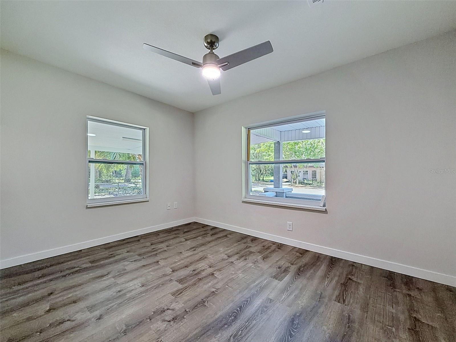 CRYSTAL PARK - Residential