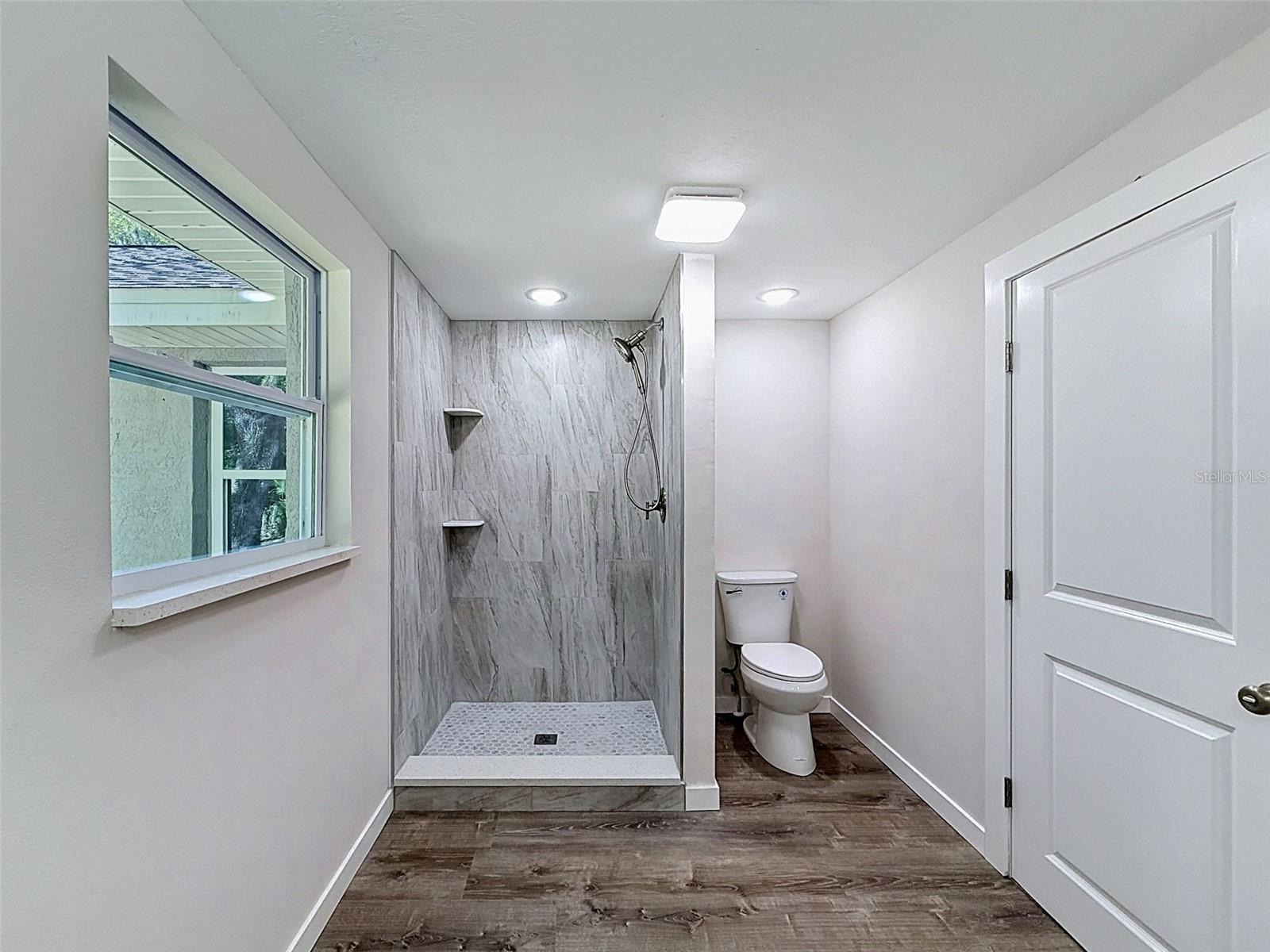 CRYSTAL PARK - Residential