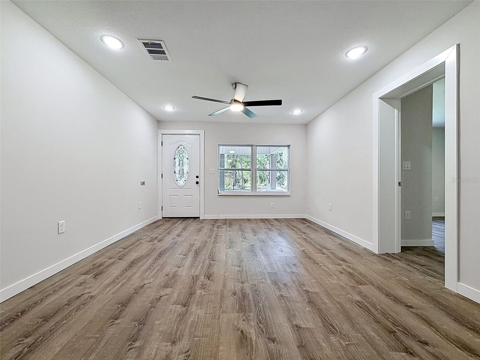 CRYSTAL PARK - Residential