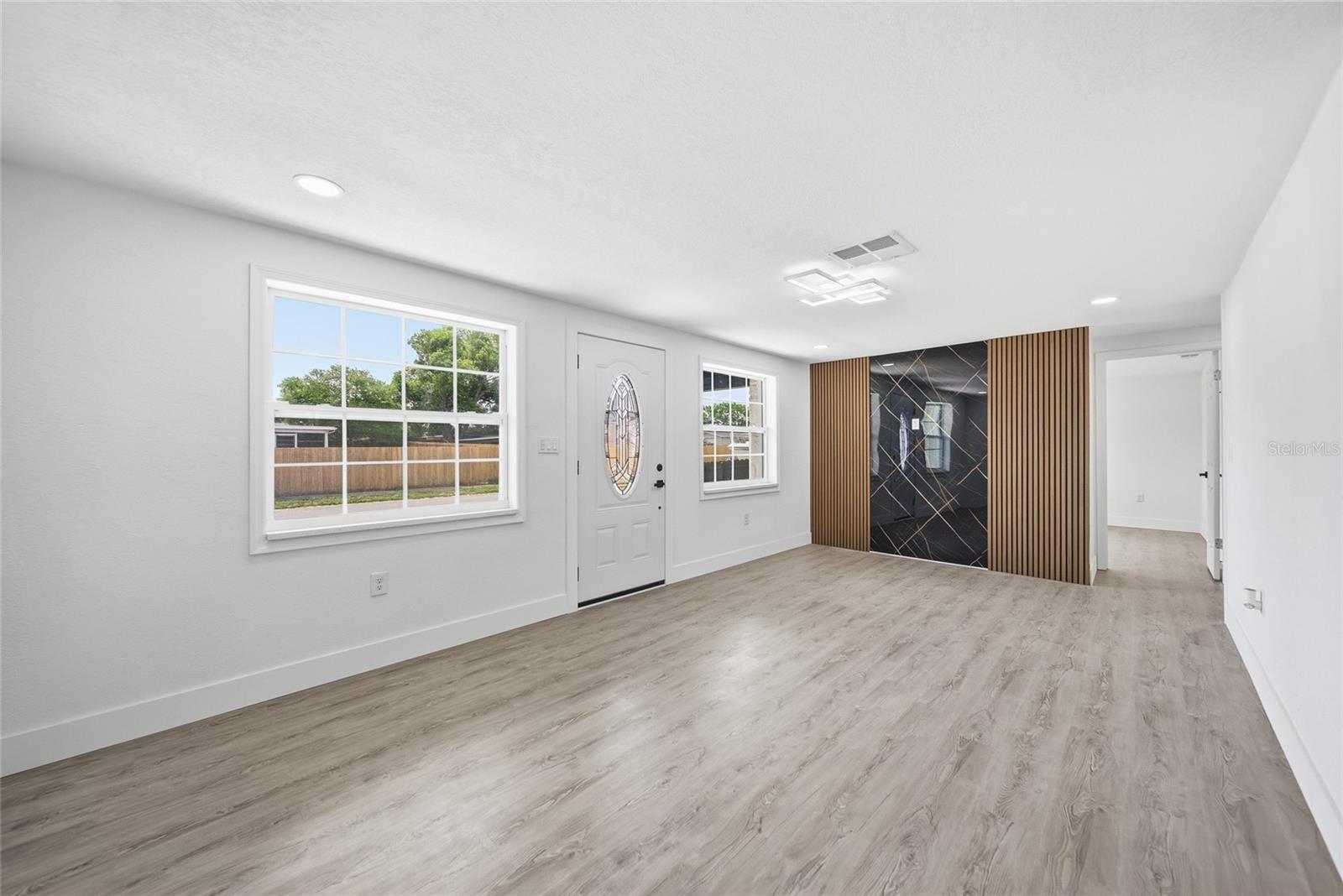 HILLANDALE - Residential