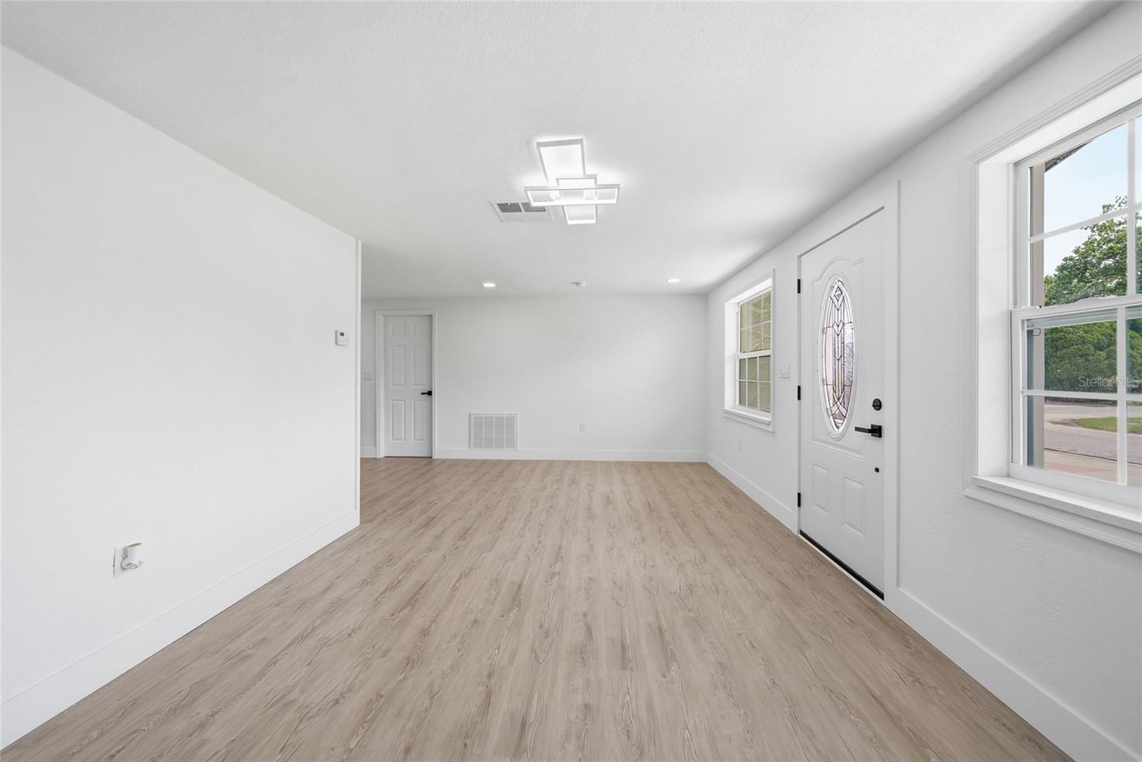 HILLANDALE - Residential