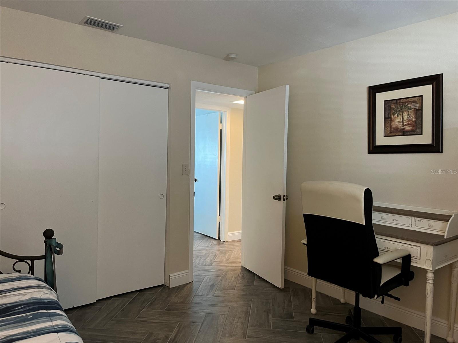 M B R CONDO - Residential