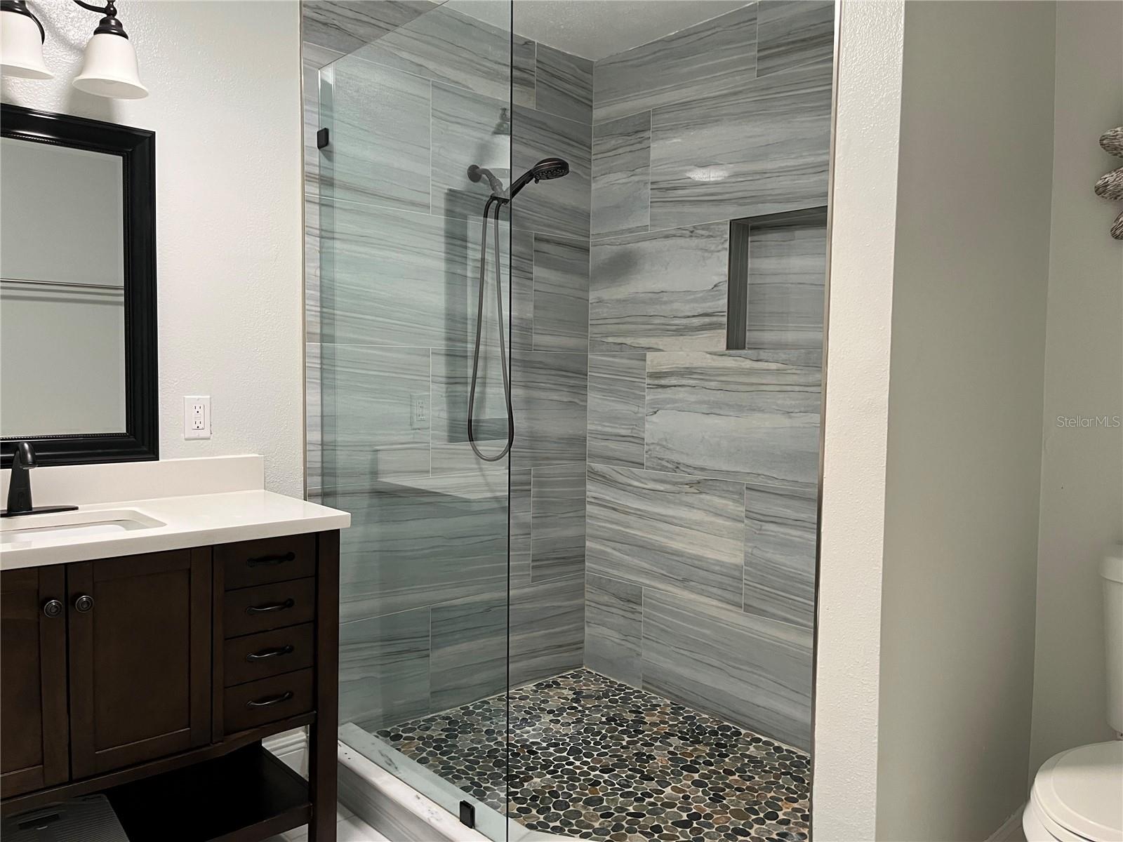 M B R CONDO - Residential