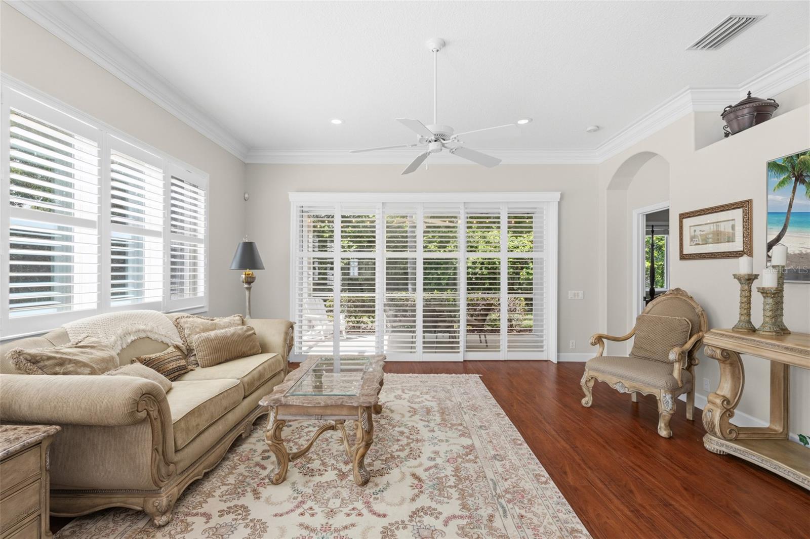 ROSEDALE 11 - Residential