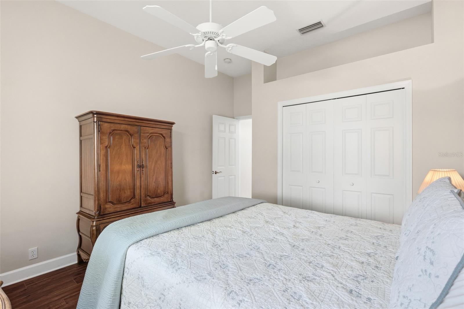 ROSEDALE 11 - Residential