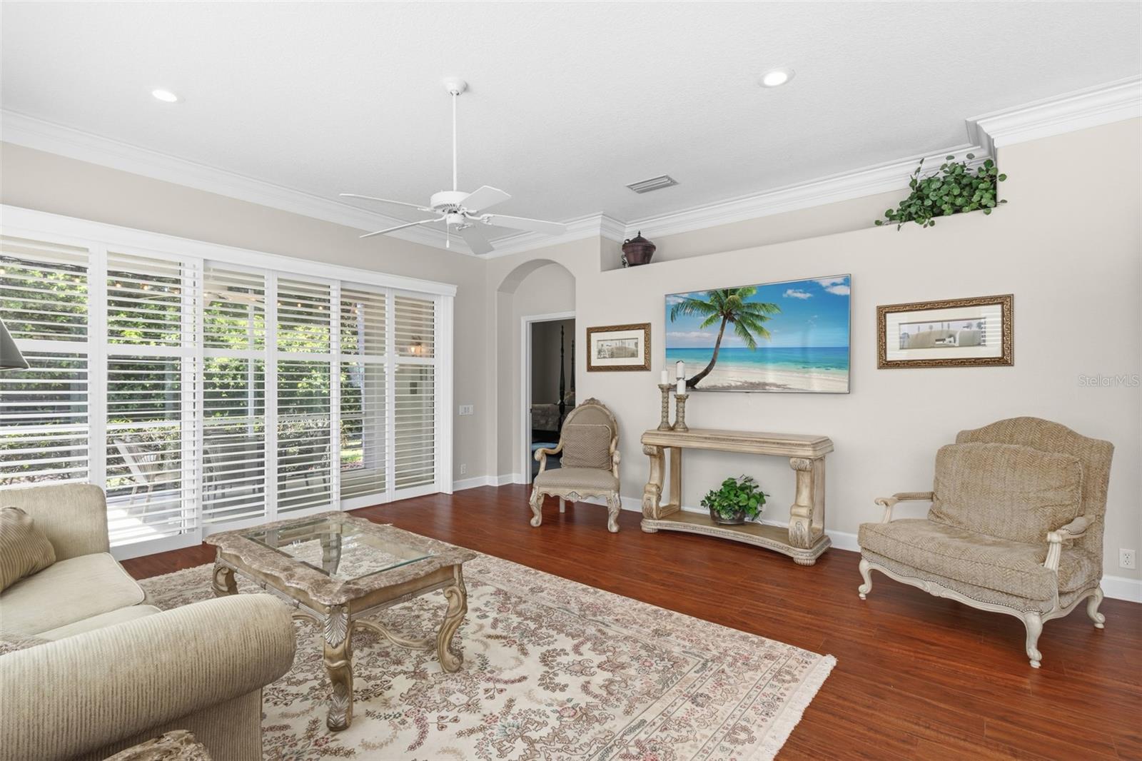 ROSEDALE 11 - Residential