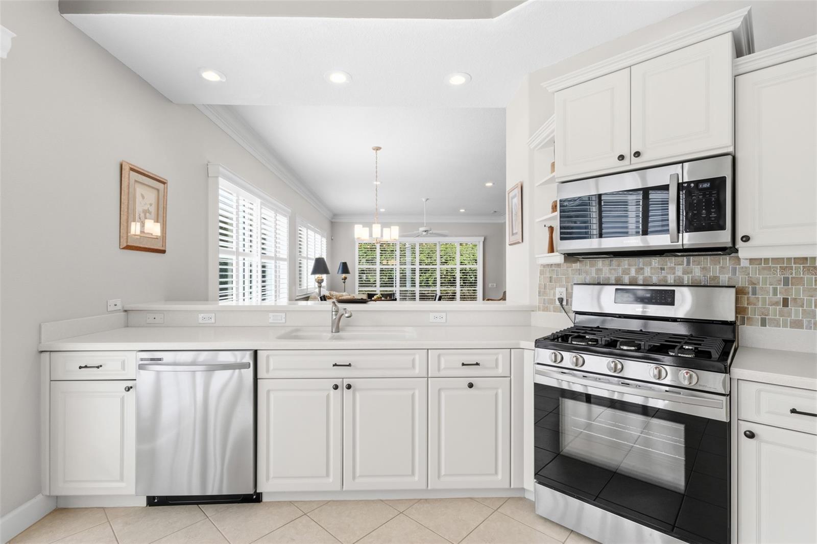 ROSEDALE 11 - Residential