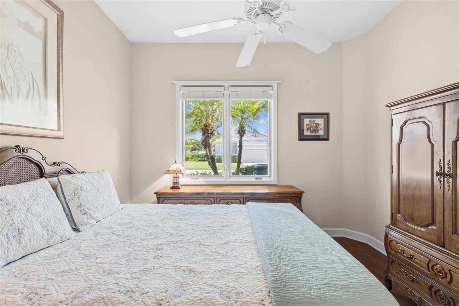 ROSEDALE 11 - Residential