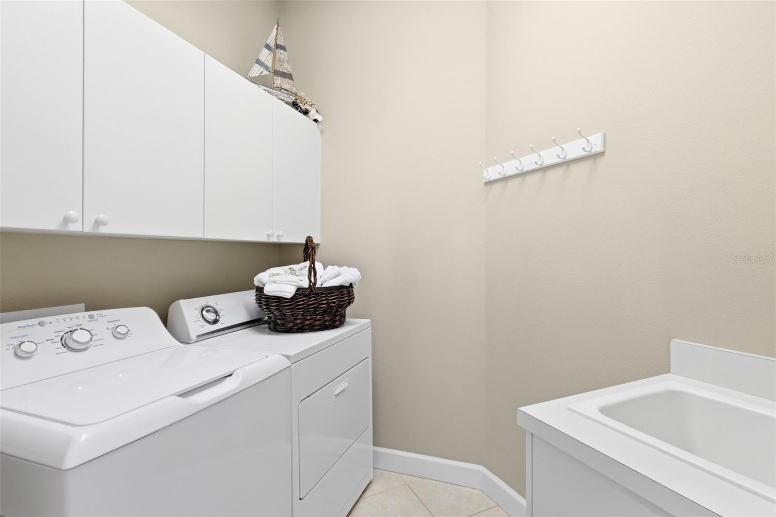 ROSEDALE 11 - Residential