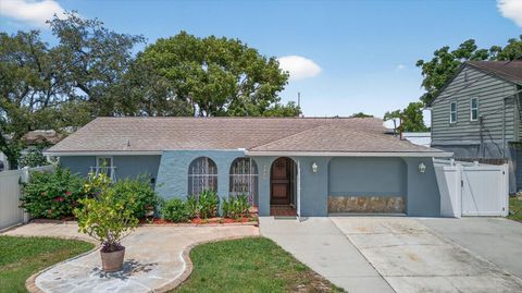 Photo of 8611 Jolly Roger Drive, Hudson, FL 34667 (MLS # TB8418999) Photo of 8611 Jolly Roger Drive, Hudson, FL 34667 (MLS # TB8418999)