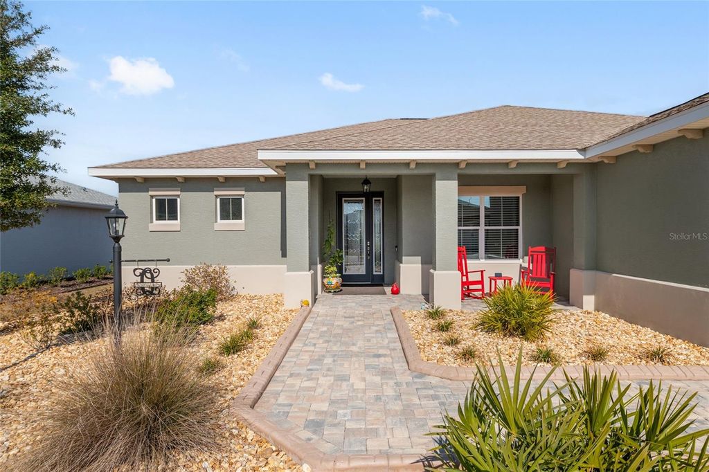 Photo of 10589 SW 98th Lane, Ocala, FL 34481 (MLS # OM719305)