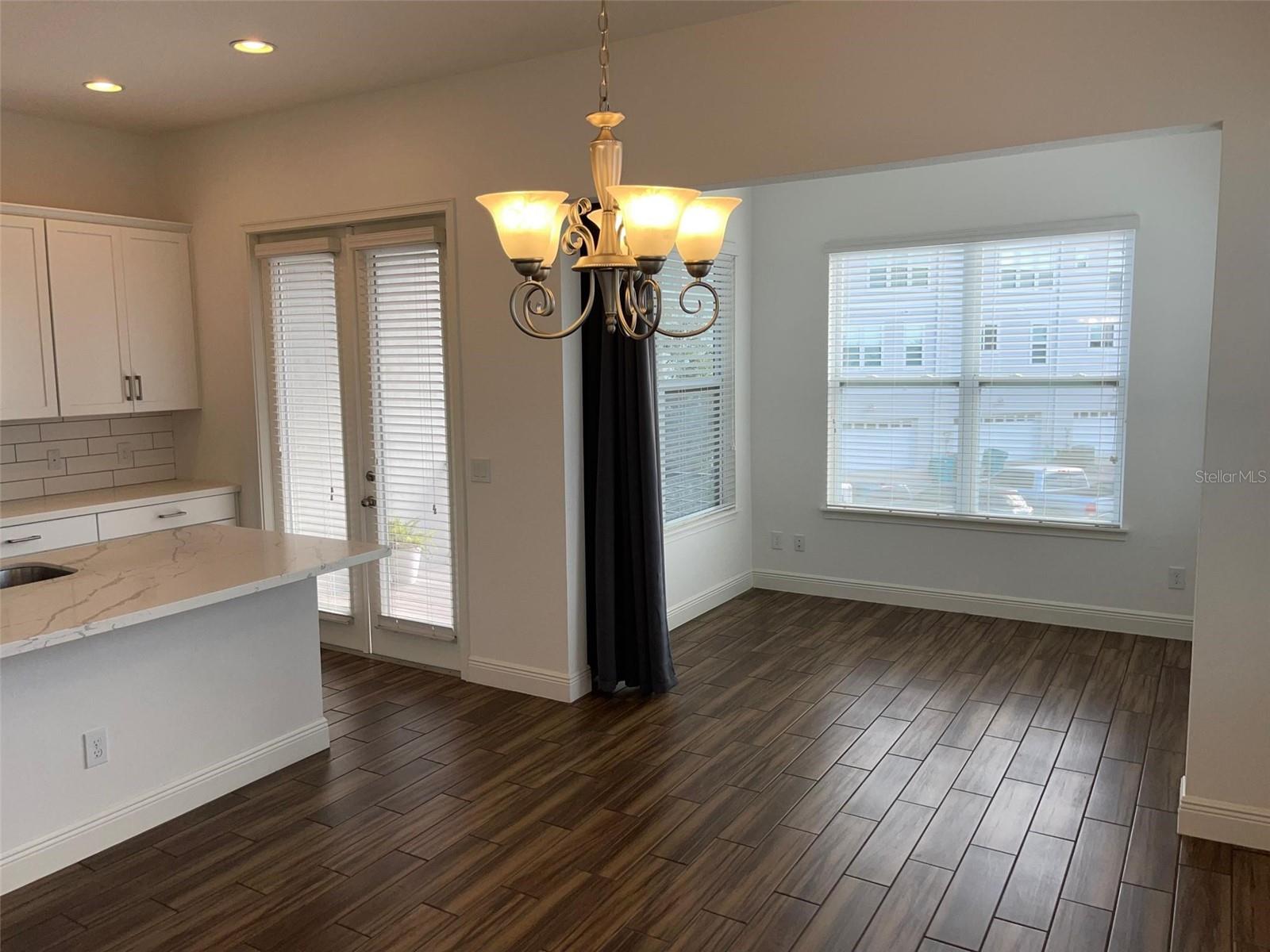 LAUREATE PARK NBRHD CENTER PH 1 - Residential Lease