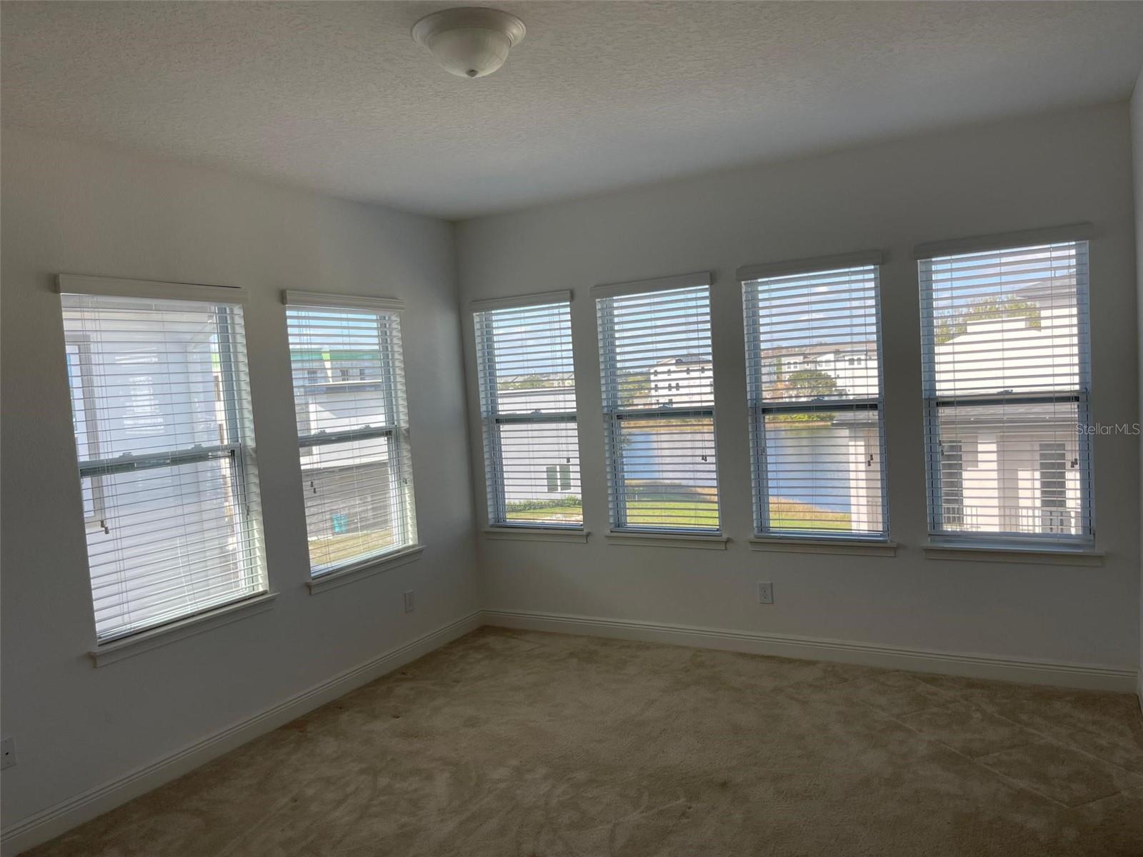 LAUREATE PARK NBRHD CENTER PH 1 - Residential Lease