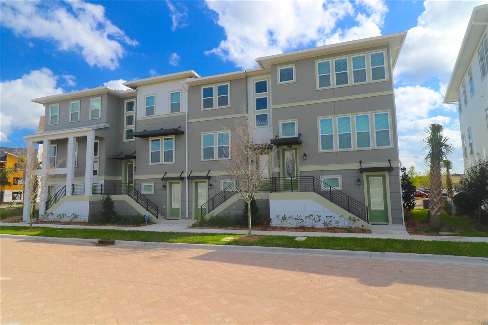 LAUREATE PARK NBRHD CENTER PH 1 - Residential Lease