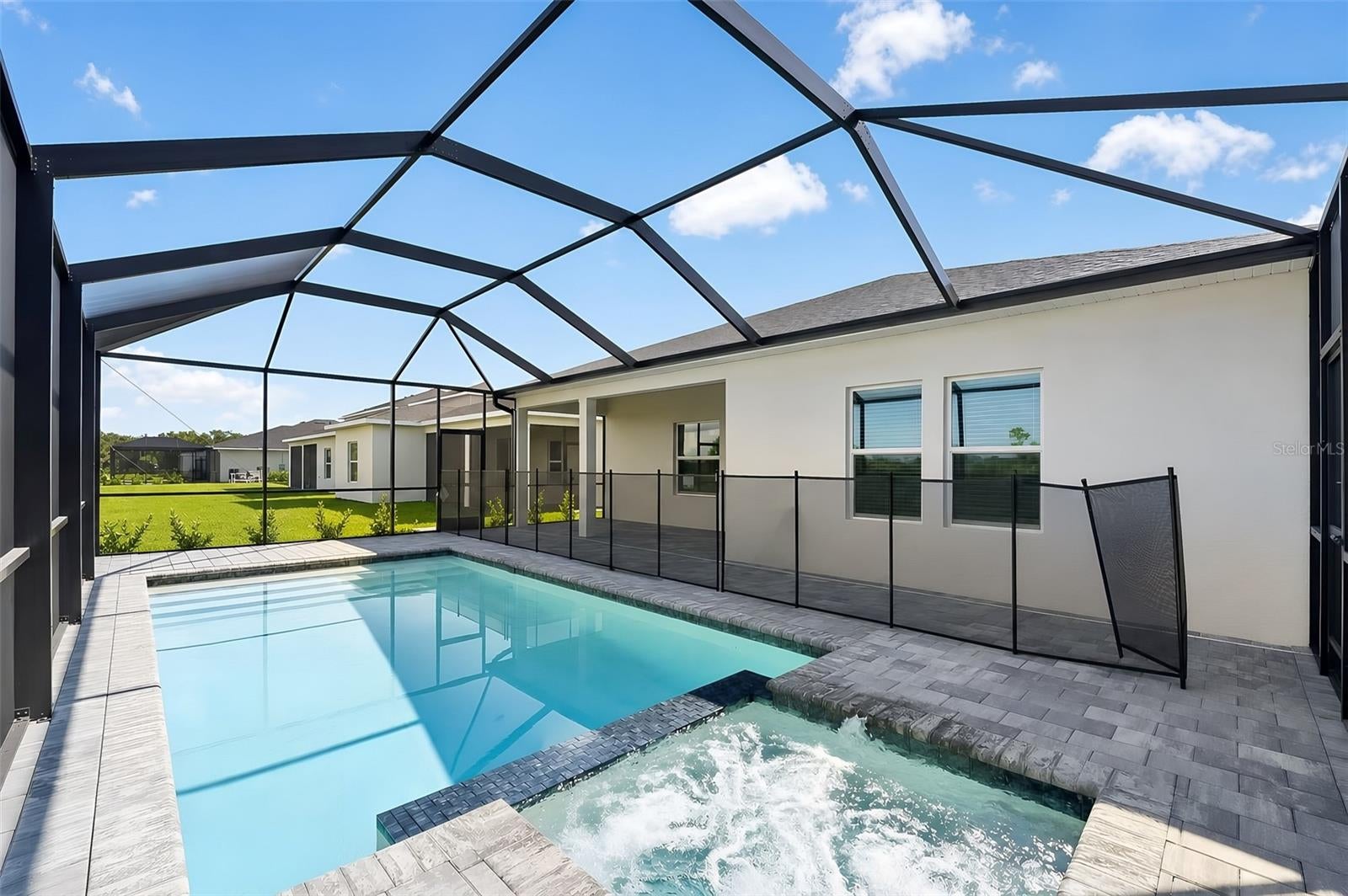 13302 GRASSMERE COURT