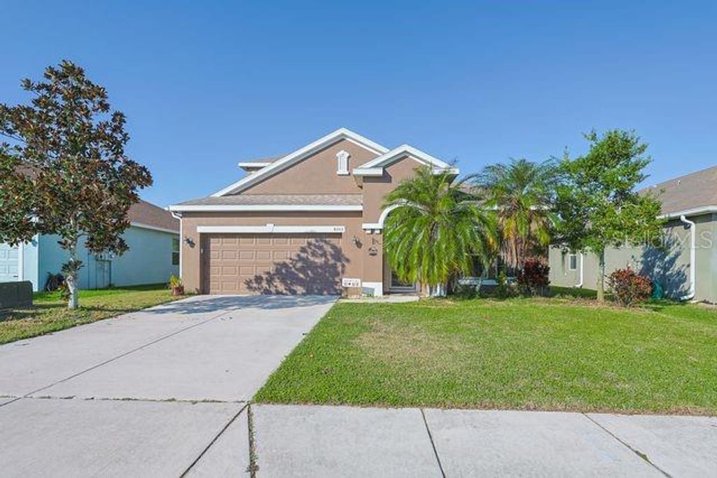 Photo of 8005 112th Avenue E, Parrish, FL 34219 (MLS # A4670473)
