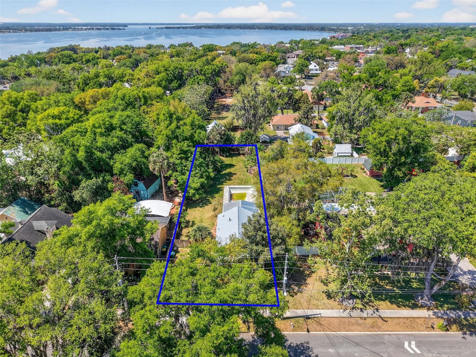 MOUNT DORA C D SMITHS - Residential