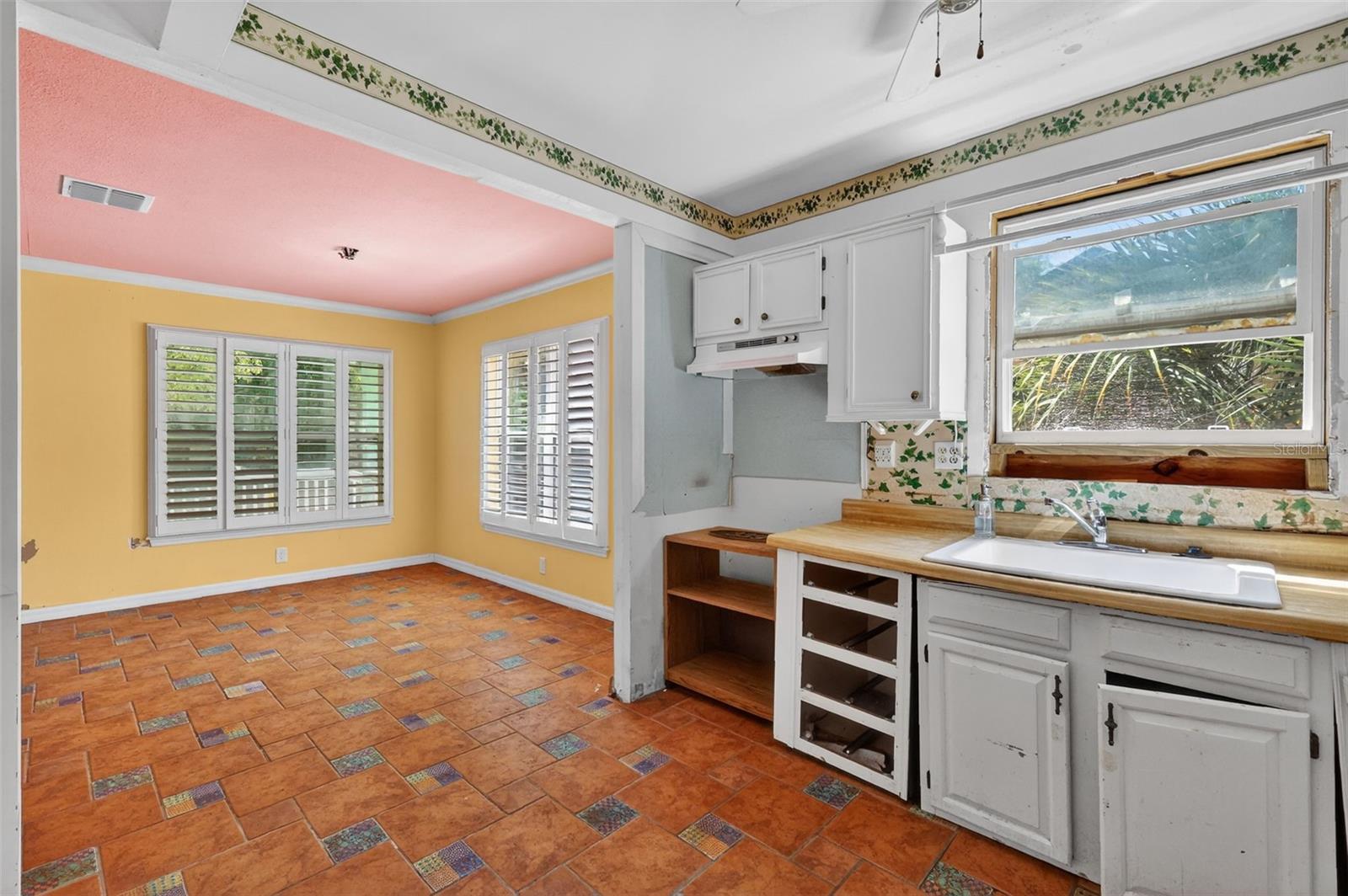 MOUNT DORA C D SMITHS - Residential