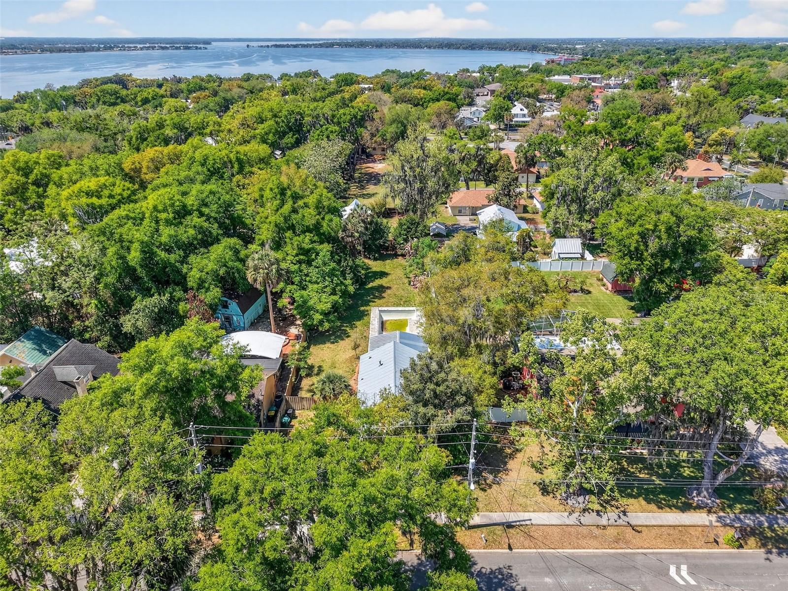 MOUNT DORA C D SMITHS - Residential