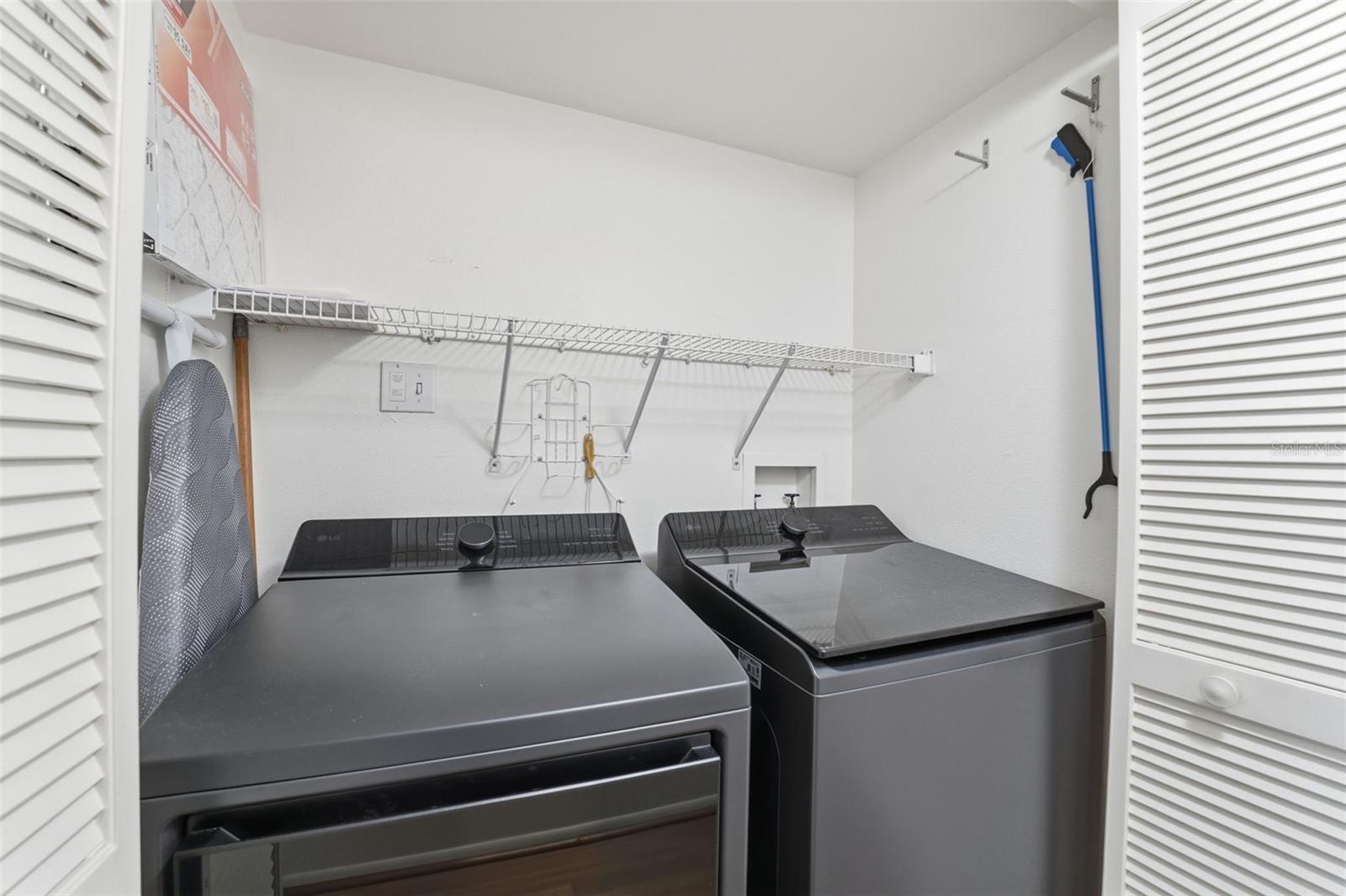 ON TOP OF THE WORLD - Residential