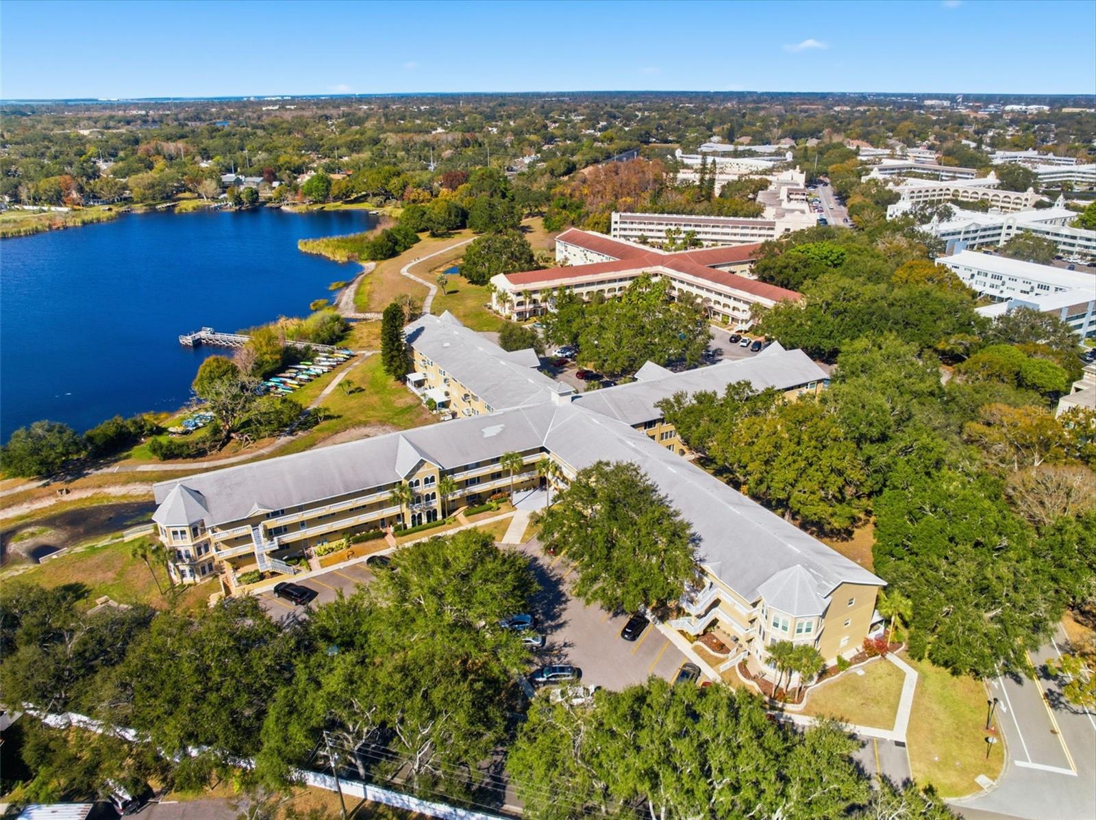 ON TOP OF THE WORLD - Residential