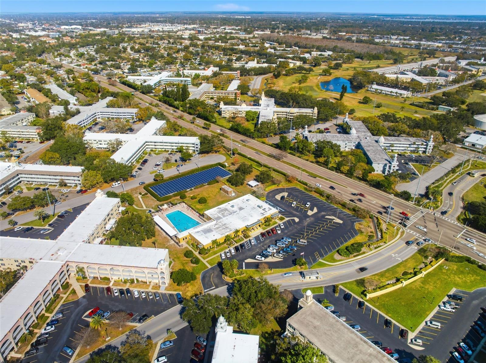 ON TOP OF THE WORLD - Residential