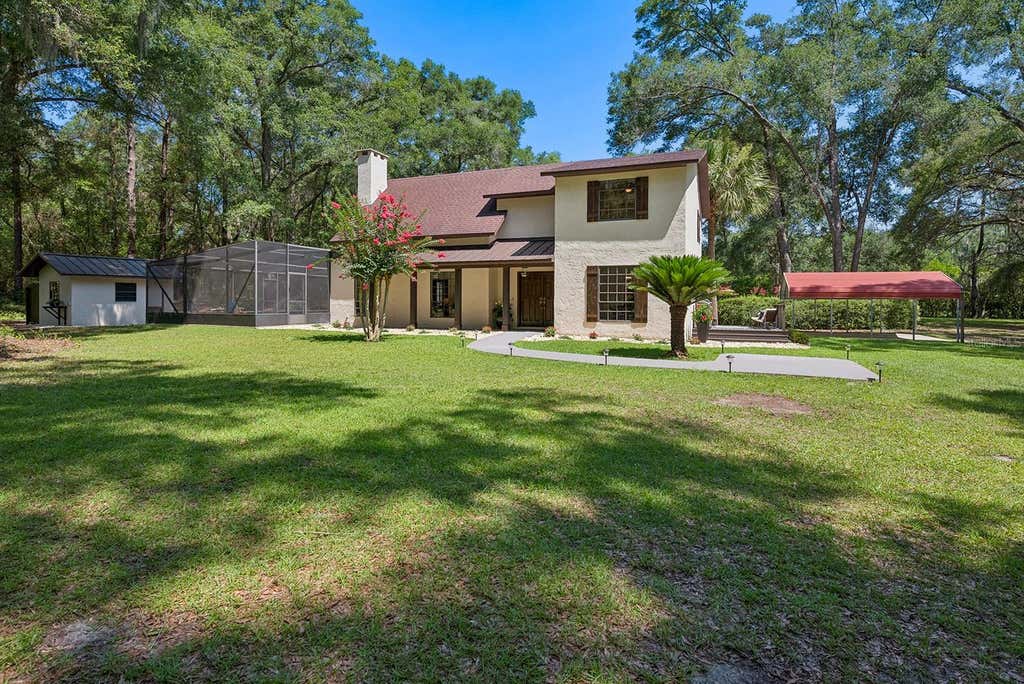 Photo of 22110 SW 15th Avenue, Newberry, FL 32669 (MLS # GC541630)