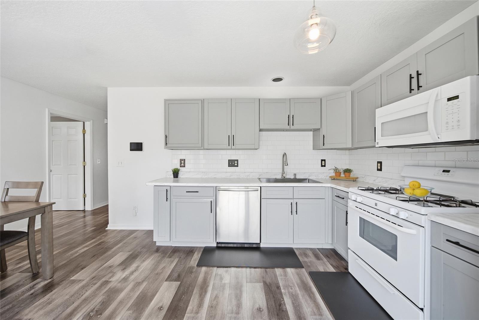 LAKESIDE TR A1 - Residential