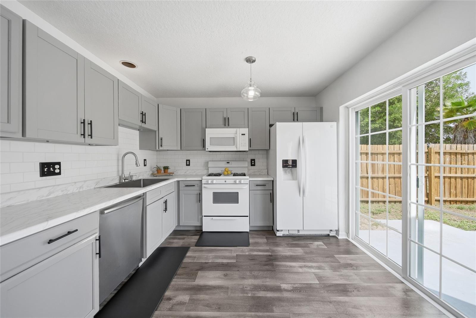 LAKESIDE TR A1 - Residential