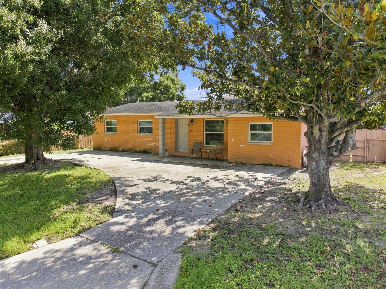 802 PAPAYA DRIVE
