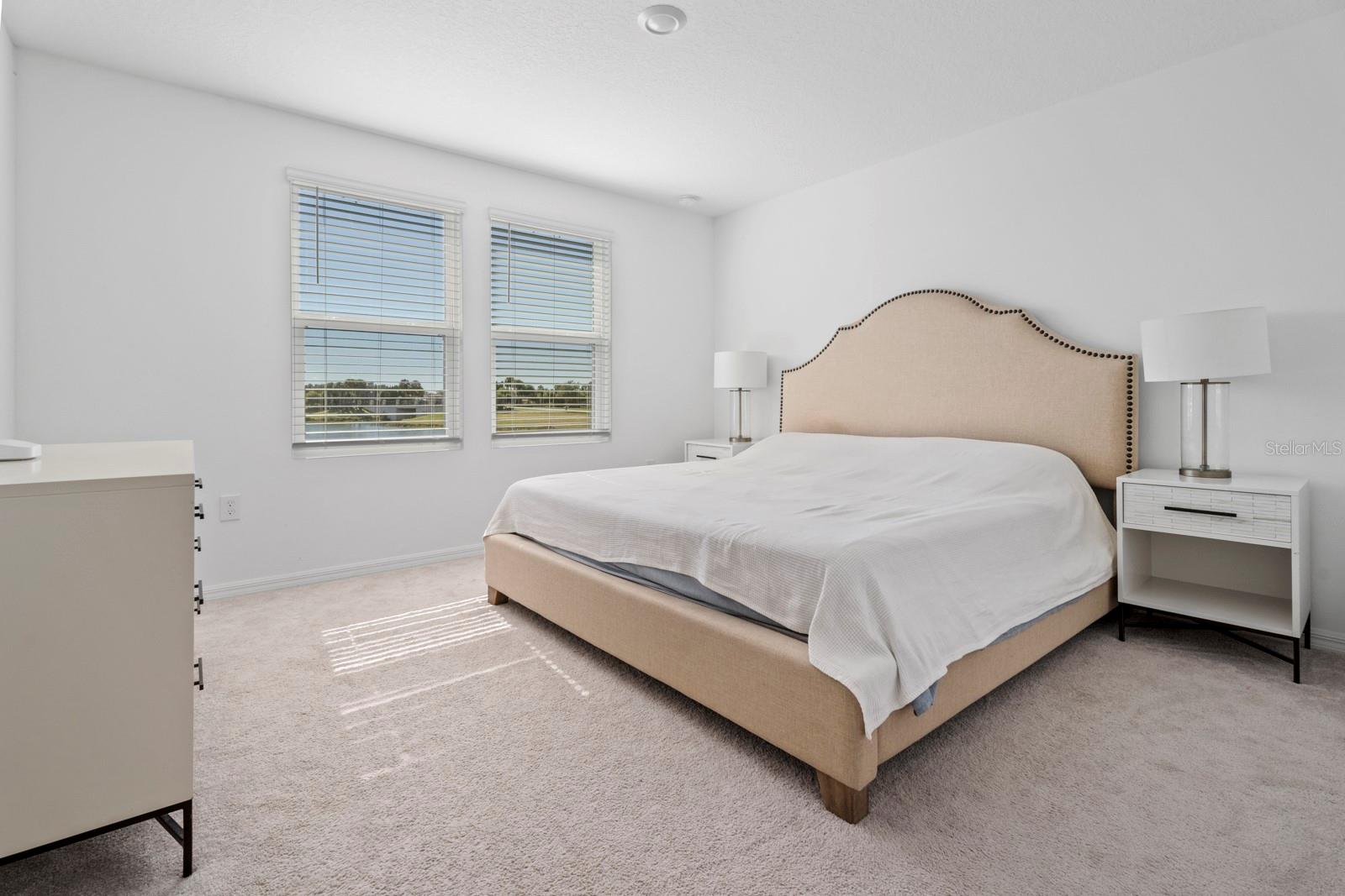 BELLALAGO POD G TOWNHOMES - Residential