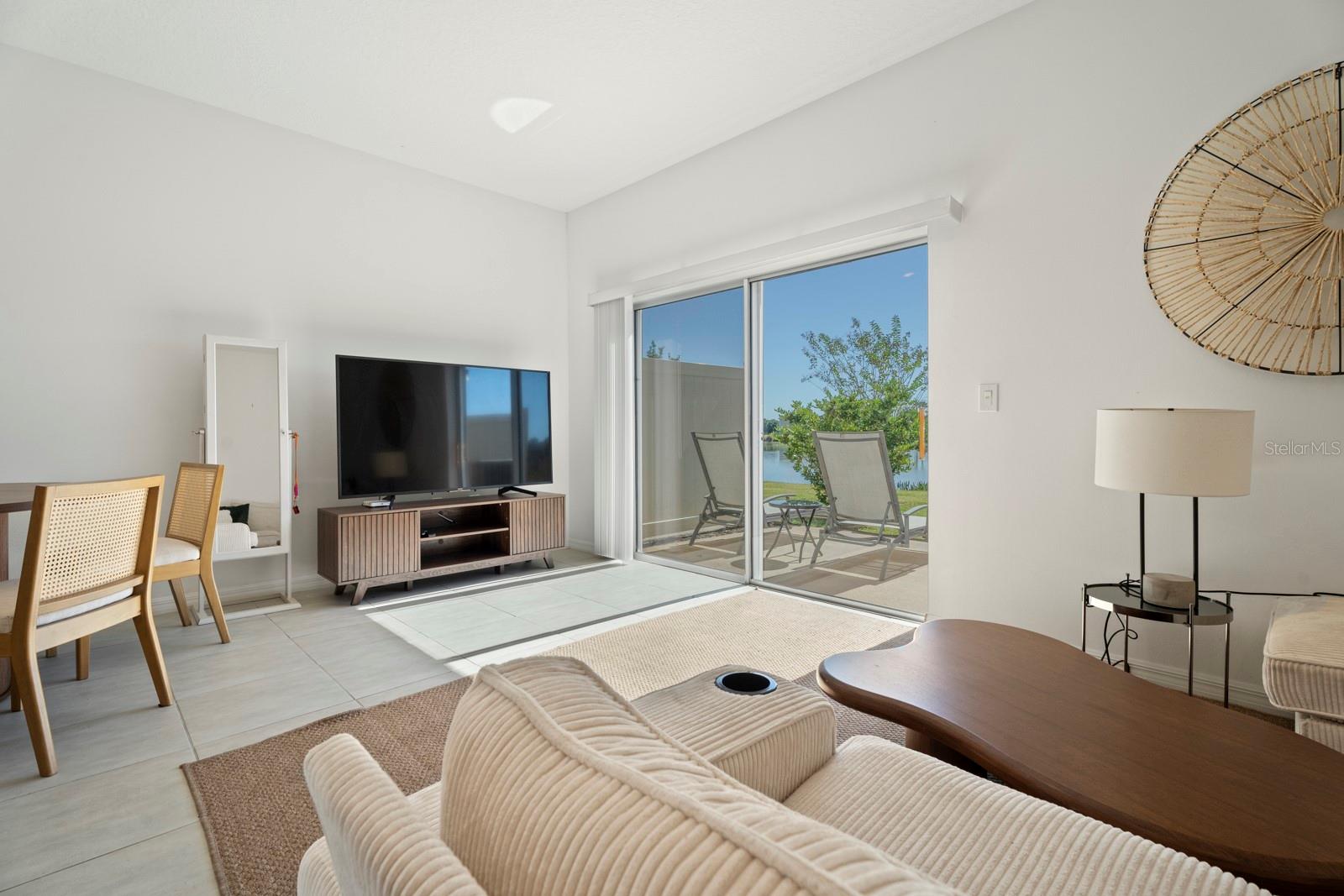 BELLALAGO POD G TOWNHOMES - Residential