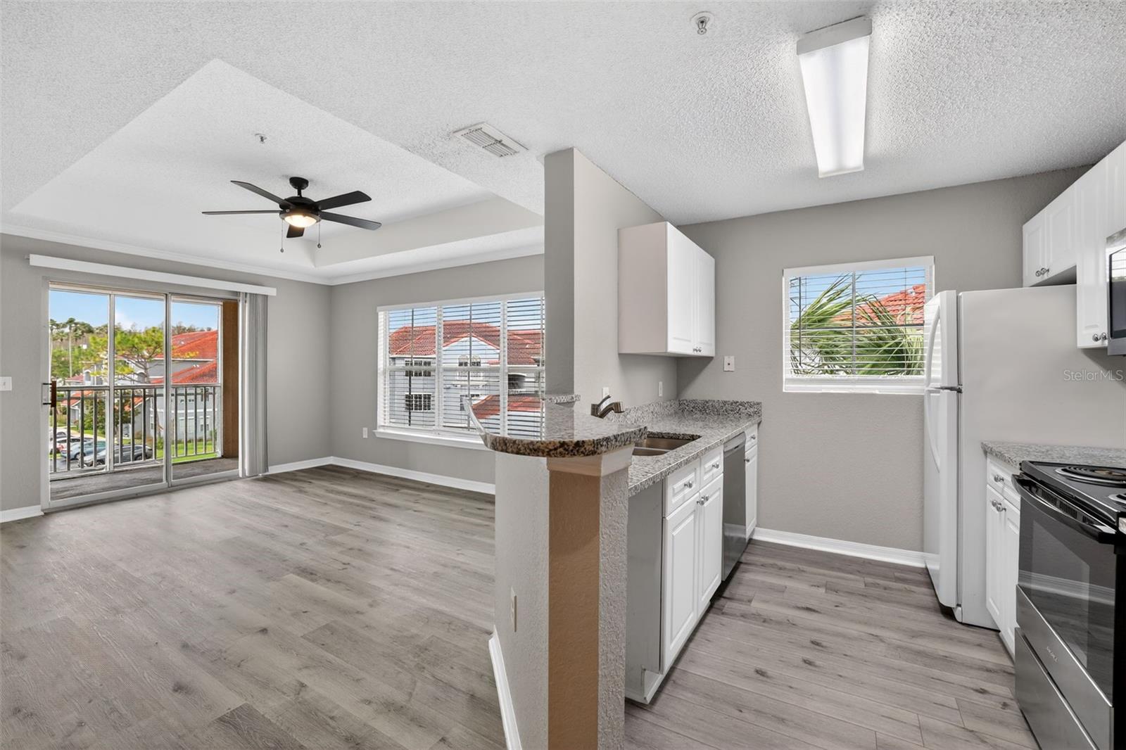 ENCLAVE AT RICHMOND PLACE - Residential Lease