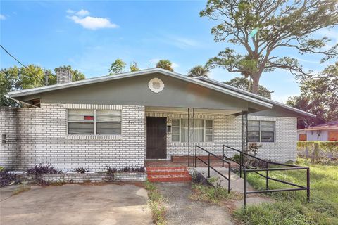 A home in DAYTONA BEACH