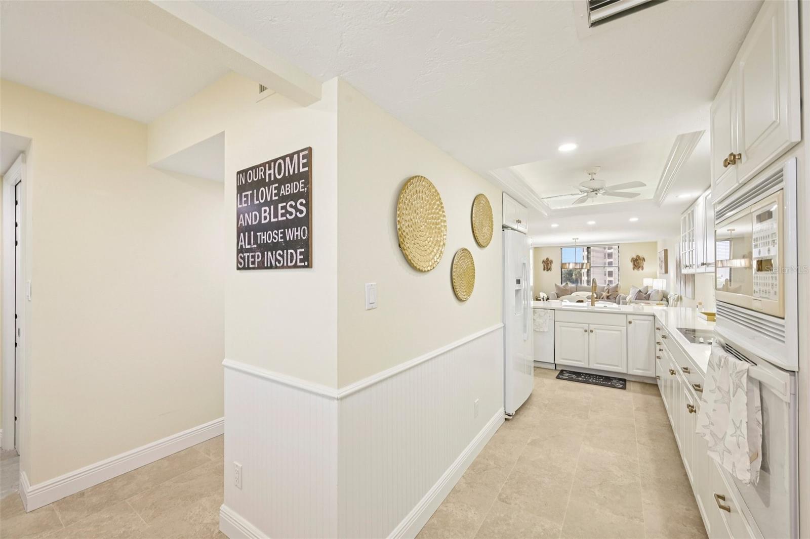 5780 MIDNIGHT PASS ROAD 407