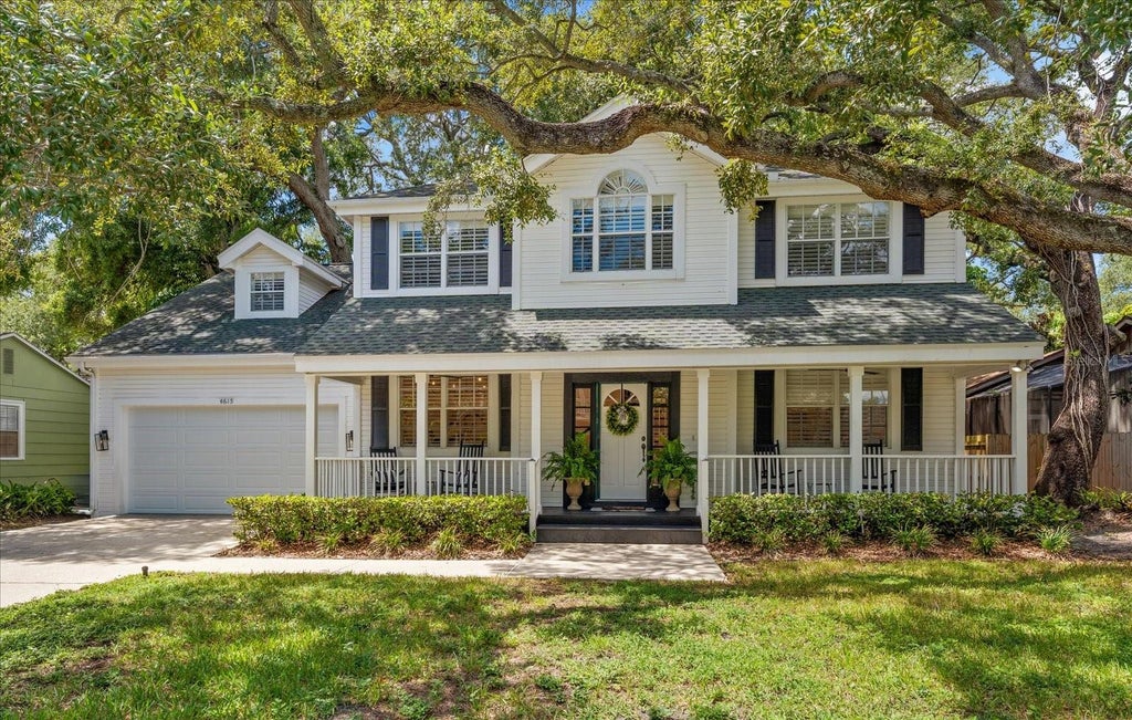 Photo of 4615 S Esperanza Avenue, Tampa, FL 33611 (MLS # TB8544668)