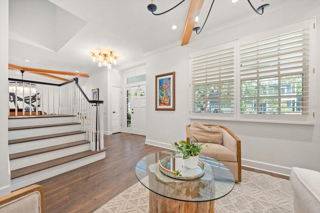 Photo of 4615 S Esperanza Avenue, Tampa, FL 33611 (MLS # TB8544668)