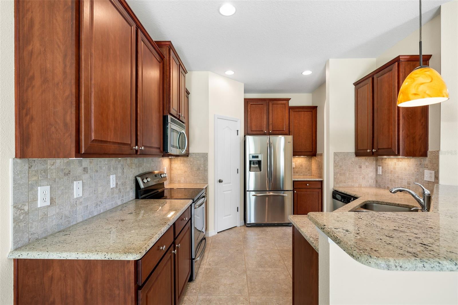 SCHOONER COVE A CONDO PH 68 - Residential